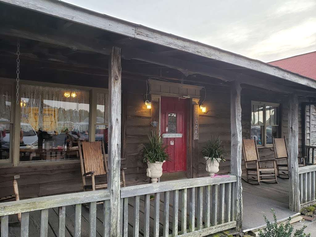 Front Porch | 3072 Lancaster Hwy, Richburg, SC 29729, USA | Phone: (803) 789-5029