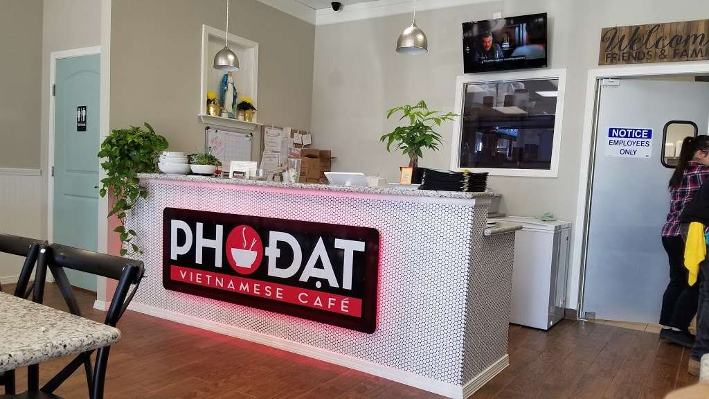 Pho Dat Vietnamese Cafe | 18024 TX-105 #600, Montgomery, TX 77356, USA | Phone: (936) 582-0116