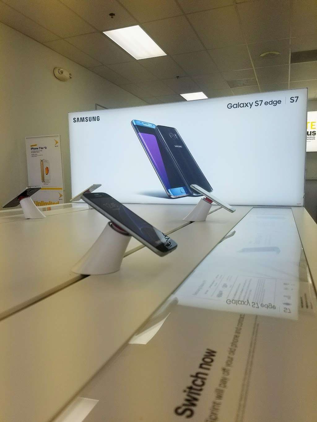 Sprint Store | 4230 Fortuna Center Plaza, Dumfries, VA 22025, USA | Phone: (570) 455-7550