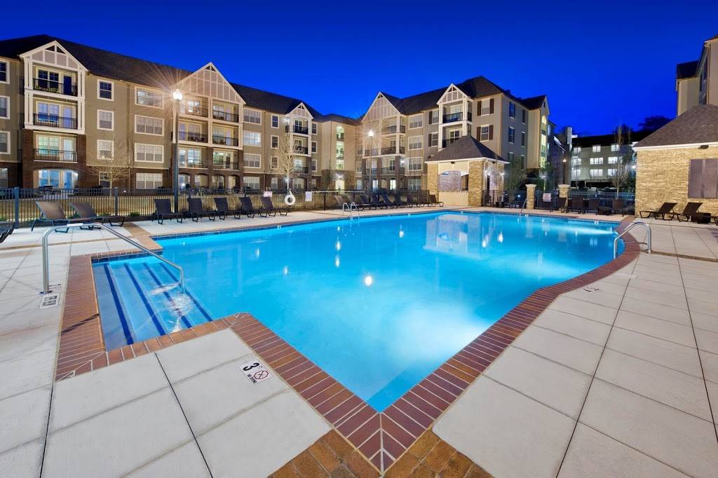 Lane Parke Apartments | 1000 Lane Parke Ct, Mountain Brook, AL 35223, USA | Phone: (205) 656-0550