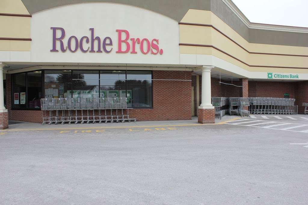 Roche Bros Westwood | 338 Washington St, Westwood, MA 02090, USA | Phone: (781) 326-9303