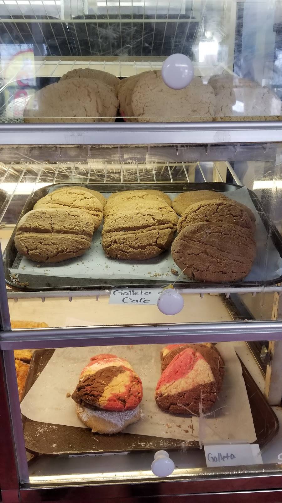 Las Amazonas Bakery | 2318 N Zarzamora St, San Antonio, TX 78201, USA | Phone: (210) 769-5817