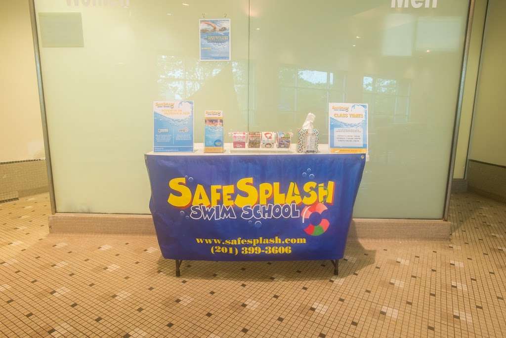 SafeSplash Swim School - Secaucus | 485 Harmon Meadow Blvd, Secaucus, NJ 07094, USA | Phone: (201) 289-8640