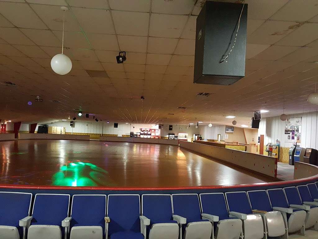 Winchester Skating Center | 1629 Berryville Pike, Winchester, VA 22603, USA | Phone: (540) 667-6464