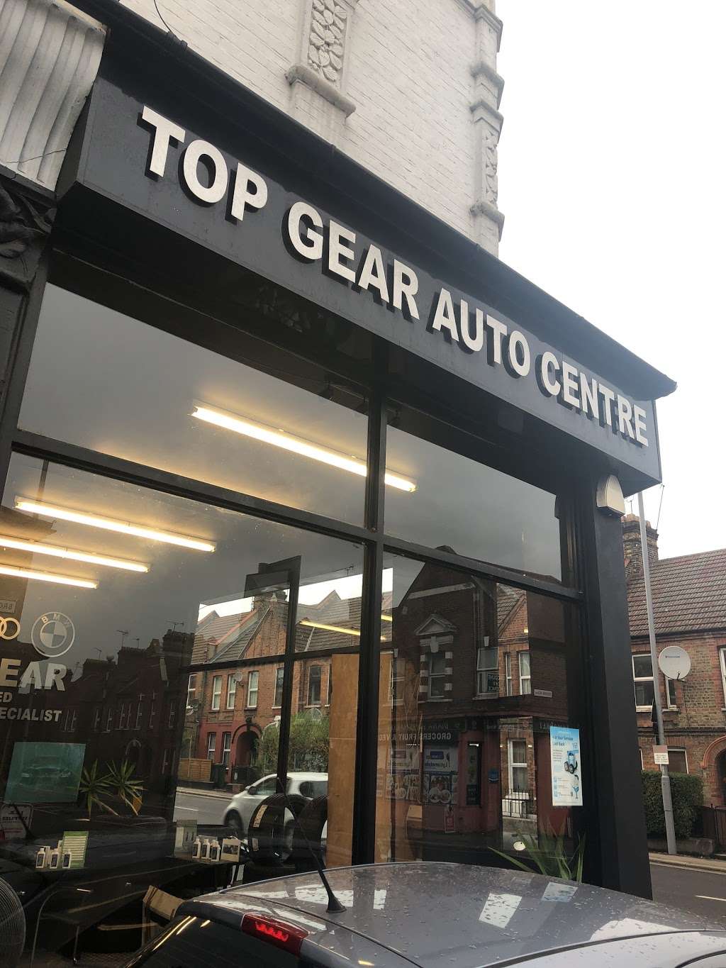 Top Gear Auto Centre | 378 Forest Rd, Walthamstow, London E17 5JF, UK | Phone: 020 8520 3710