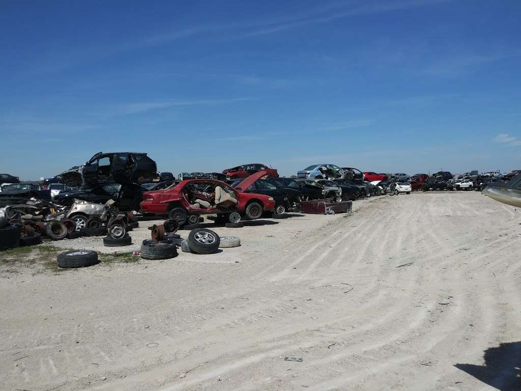 Auto Salvage | 3913 E Jefferson St, Grand Prairie, TX 75051, USA | Phone: (972) 263-1991