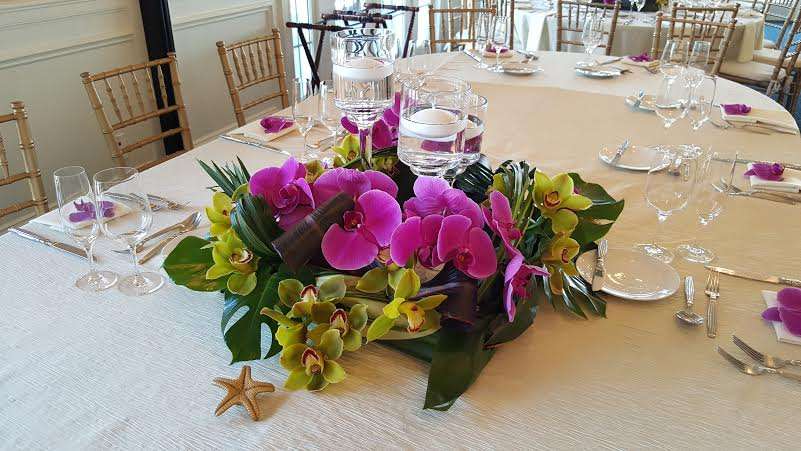 Bouquets & Beyond Florals and Events | 787 Main Street South, Suite B4, Woodbury, CT 06798, USA | Phone: (203) 586-1899