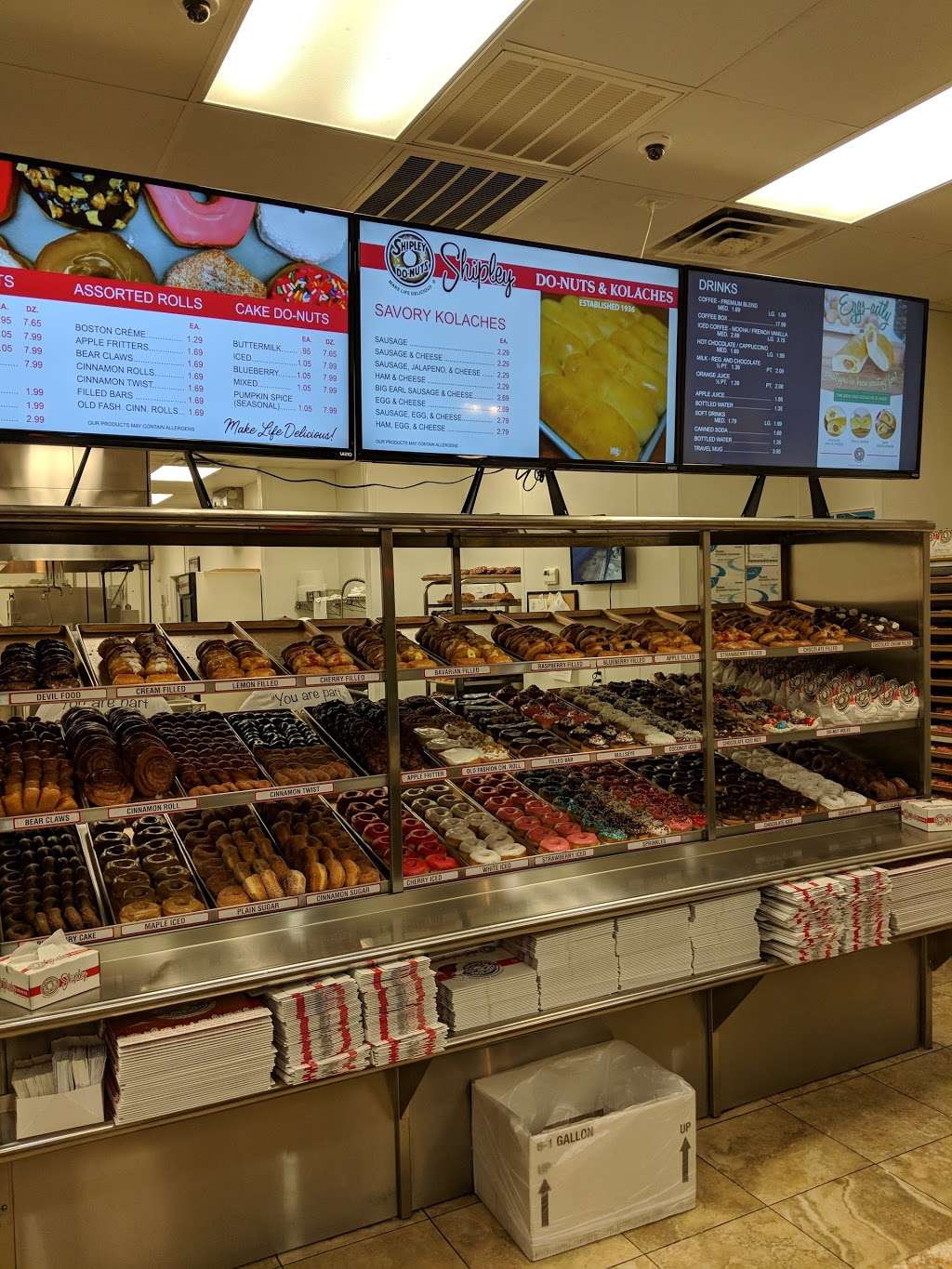 Shipley Do-Nuts | 27110 Cinco Ranch Blvd #100, Katy, TX 77494, USA | Phone: (281) 394-5002