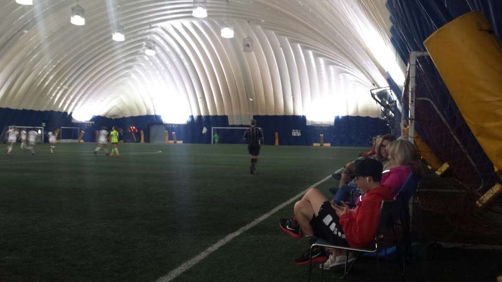 South Suburban Parks & Recreation: Sports Dome | 6959 S Peoria St, Centennial, CO 80112, USA | Phone: (303) 754-0541