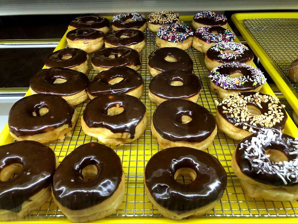 Pins Donuts | 10211 Cypresswood Dr Suit 100, Houston, TX 77070, USA | Phone: (832) 696-7223