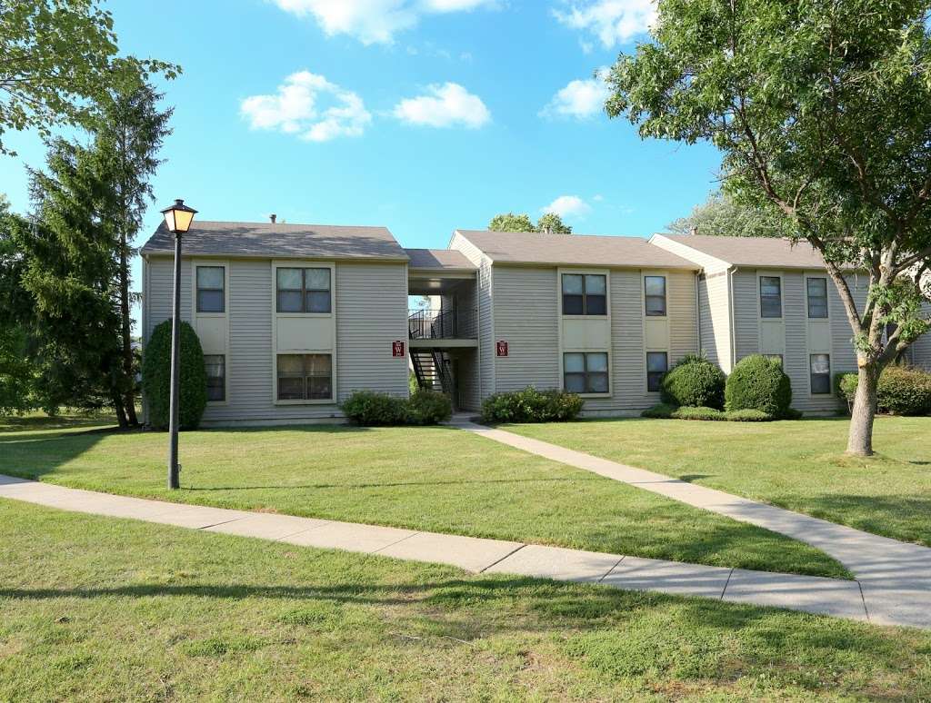 Willow Ridge Village Apartments | 1 Meridian Ct, Marlton, NJ 08053, USA | Phone: (856) 983-2792