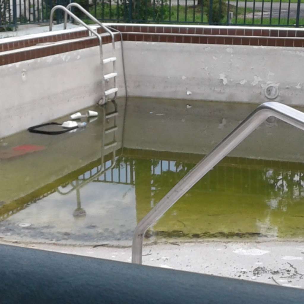 Red Carpet Inn | 4700 W Irlo Bronson Memorial Hwy, Kissimmee, FL 34746, USA | Phone: (407) 396-1133