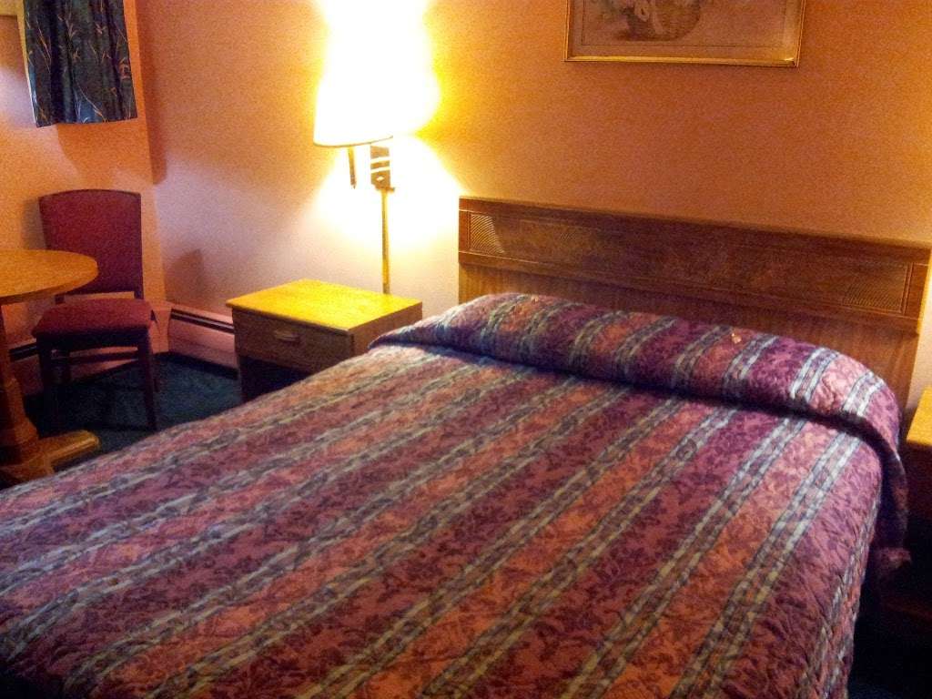 Motel 81 | 26 Southside Ln, Dalton, PA 18414, USA | Phone: (570) 563-1157