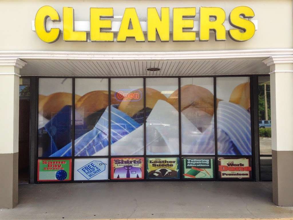 Village Cleaners | 3804 Edgewater Dr, Orlando, FL 32804, USA | Phone: (407) 521-7678