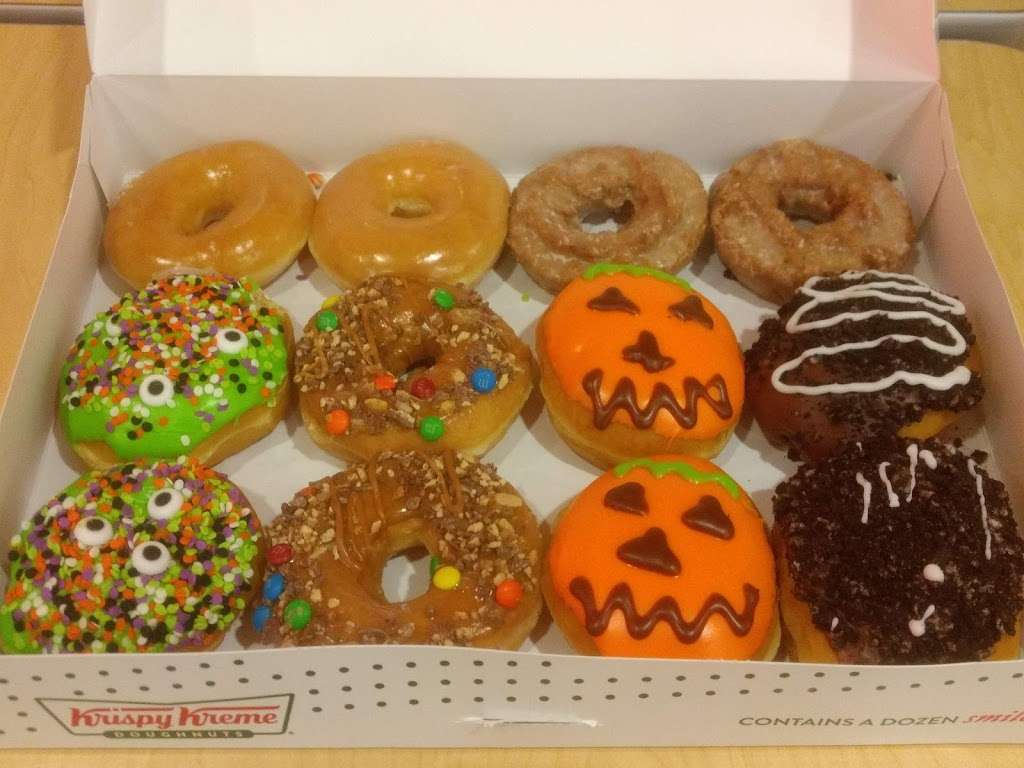 Krispy Kreme Alexandria | 6332 Richmond Hwy, Alexandria, VA 22306 | Phone: (703) 768-1002