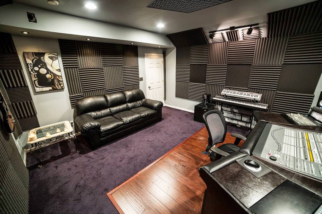 Atlanta Recording Studios Infectious Connections | 6499 Victory Dr SW, Atlanta, GA 30102, USA | Phone: (888) 770-7787