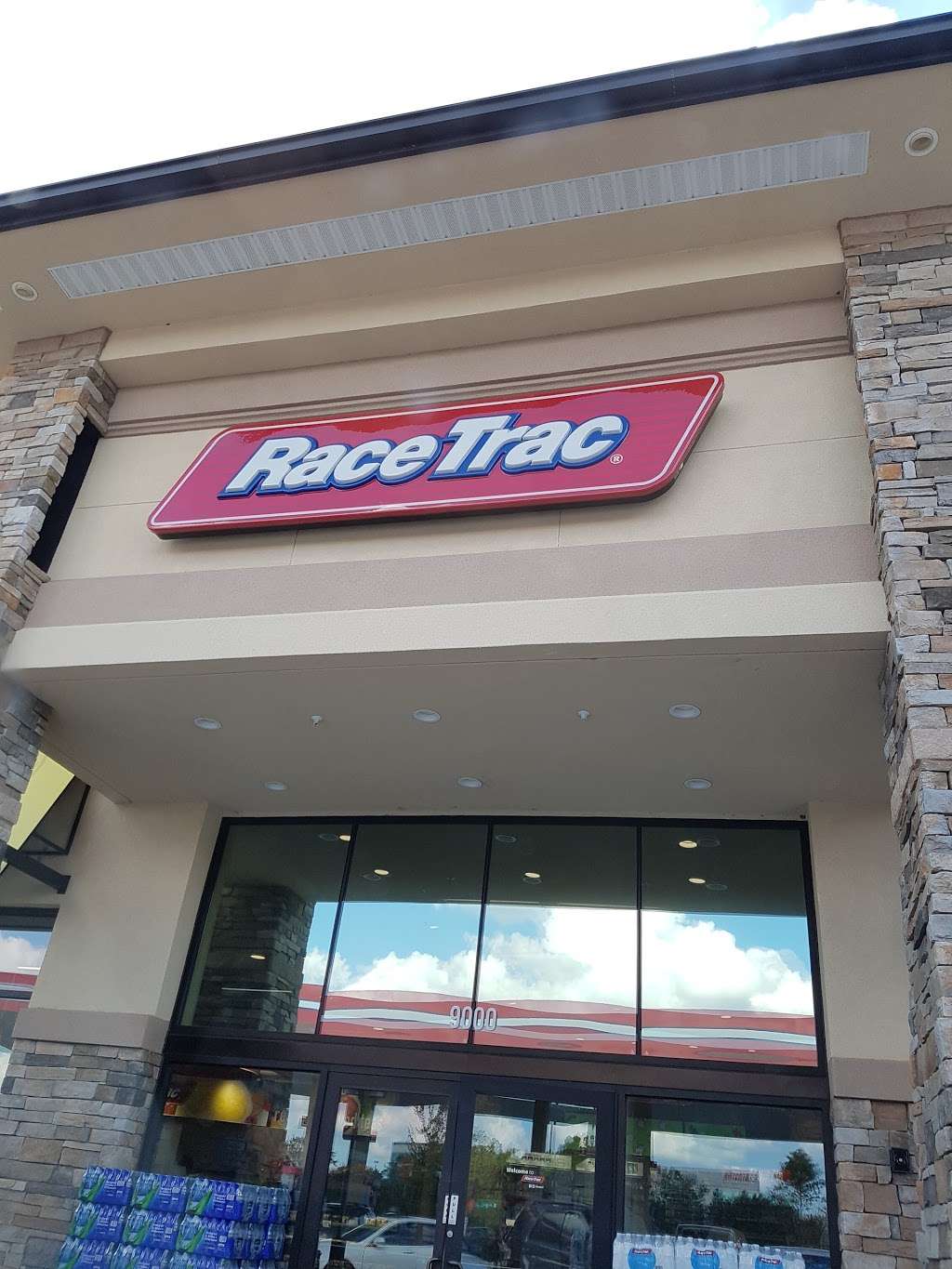 RaceTrac | 9000 S John Young Pkwy, Orlando, FL 32819, USA | Phone: (407) 345-0628