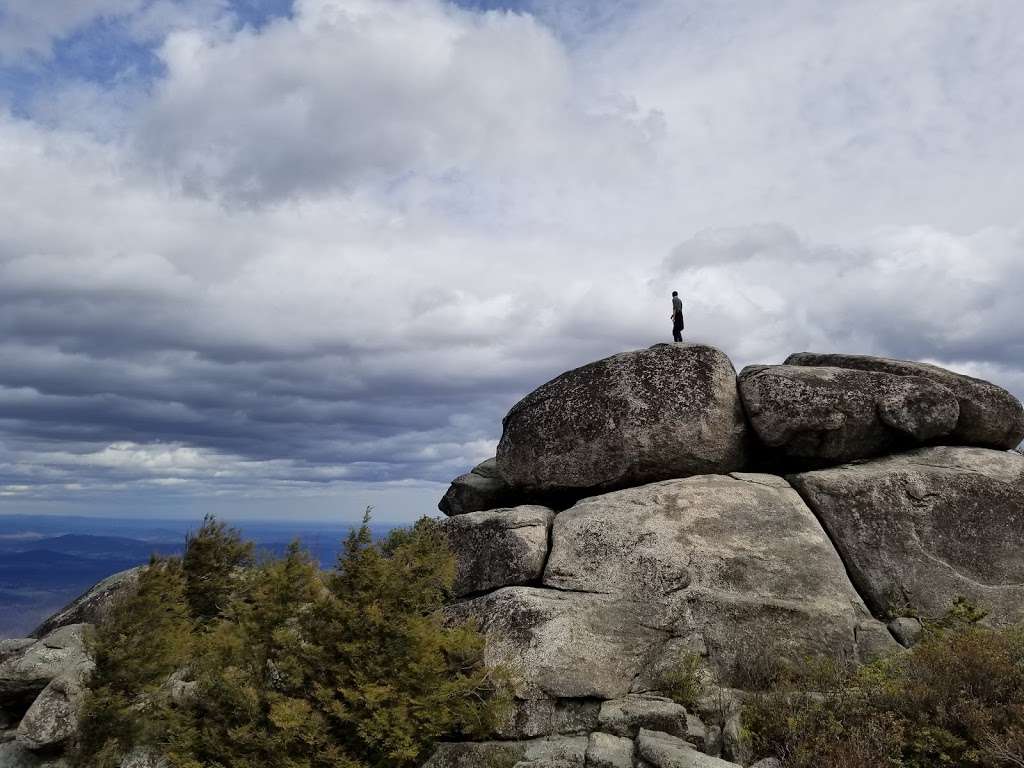 Old Rag Circuit Hike | Nethers Rd, Etlan, VA 22719, USA | Phone: (540) 999-3500