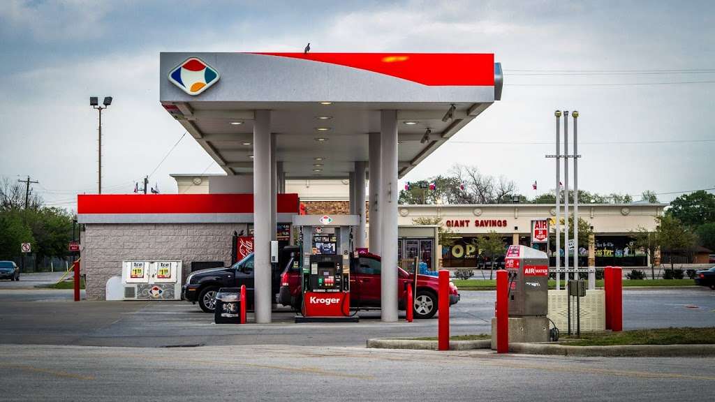 Kroger Fuel Center | 2619 Red Bluff Rd, Pasadena, TX 77506 | Phone: (713) 475-0925