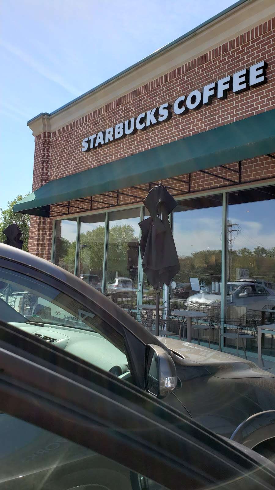 Starbucks | 35 Jenners Village Court, West Grove, PA 19390, USA | Phone: (610) 869-6230