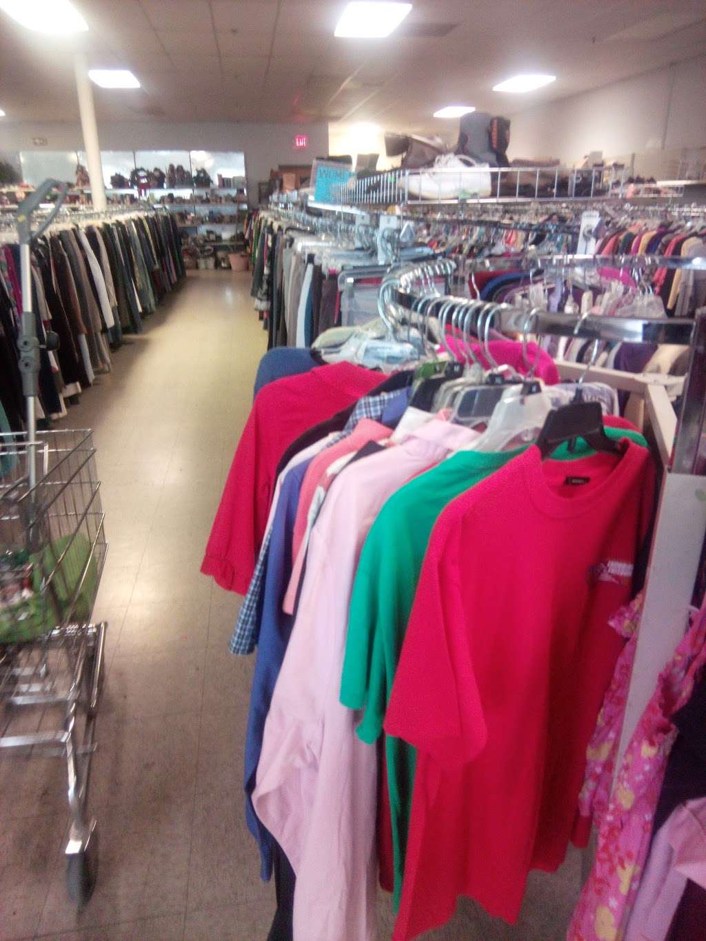 Frugals Family Thrift Store | 4804 S Noland Rd, Kansas City, MO 64133 | Phone: (816) 478-9200