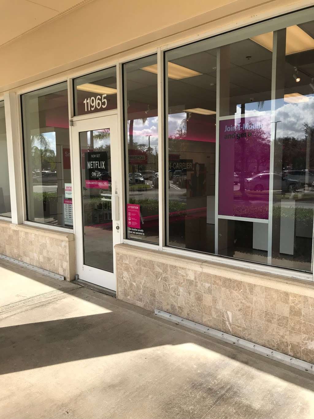 T-Mobile | 11965 Southern Blvd, Royal Palm Beach, FL 33411 | Phone: (561) 408-2898