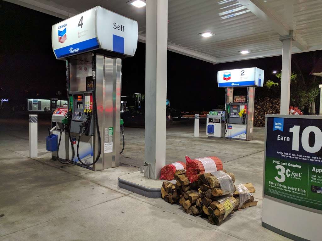 Chevron | 580 Redwood Hwy, Mill Valley, CA 94941, USA | Phone: (415) 388-8338