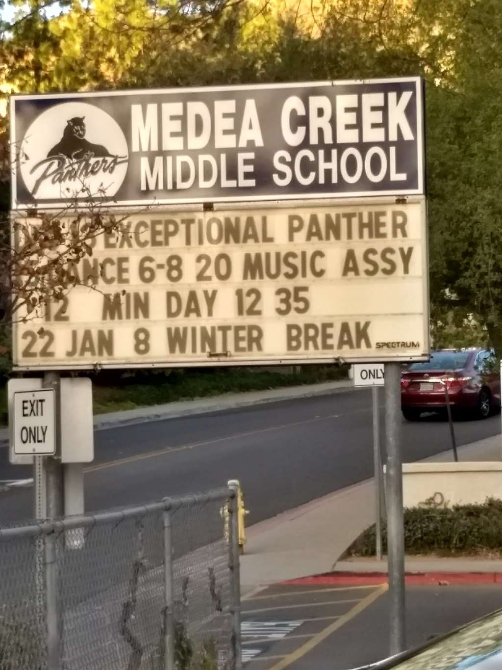 Medea Creek Middle School | 1002 Doubletree Rd, Oak Park, CA 91377 | Phone: (818) 707-7922