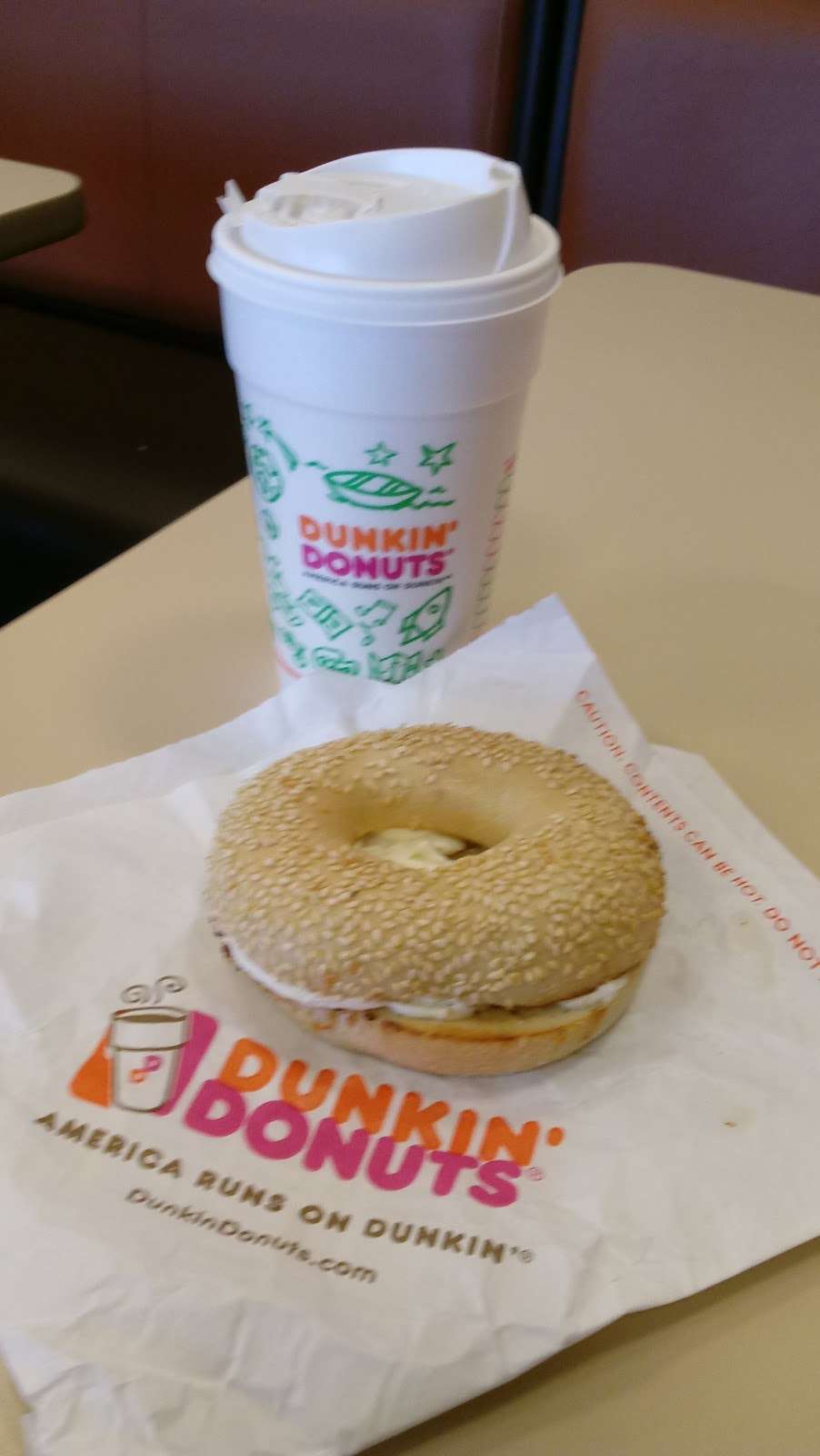 Dunkin Donuts | 100 Four Seasons Pkwy, Newark, DE 19702, USA | Phone: (302) 533-7249