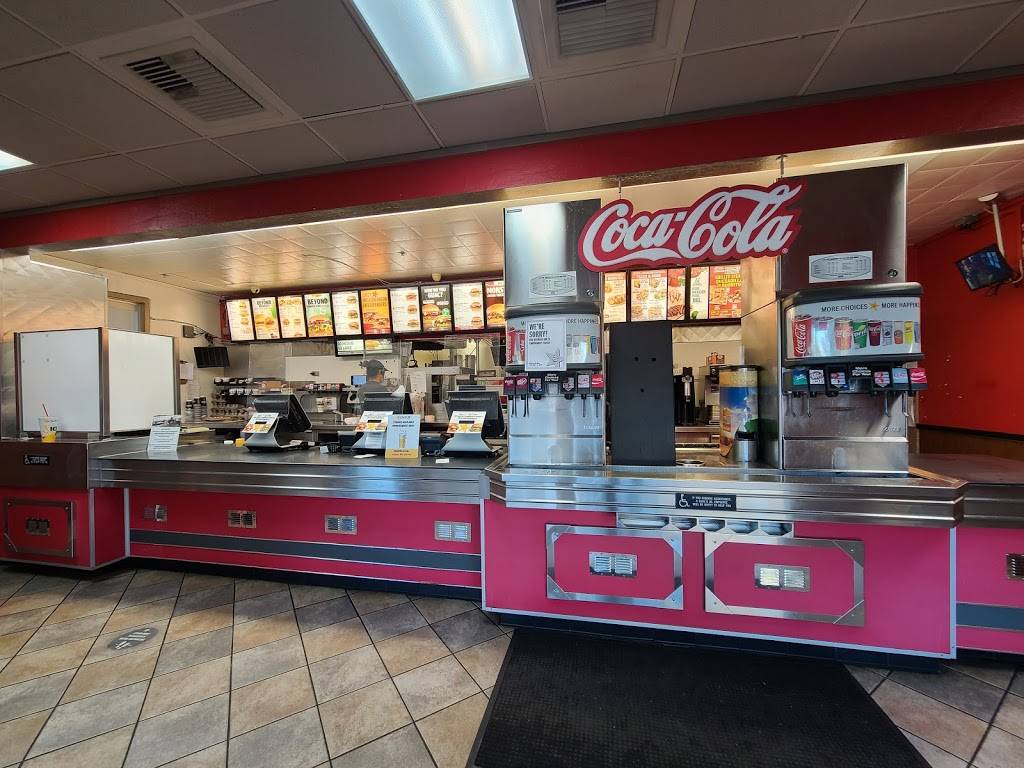 Carls Jr. | 28619 S Western Ave, Rancho Palos Verdes, CA 90275, USA | Phone: (310) 833-4130