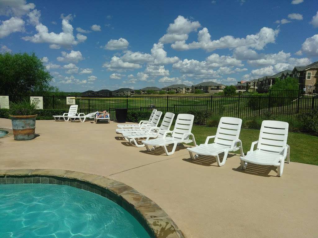 Swimming Pool | 5525 Mansions Bluffs, San Antonio, TX 78245, USA