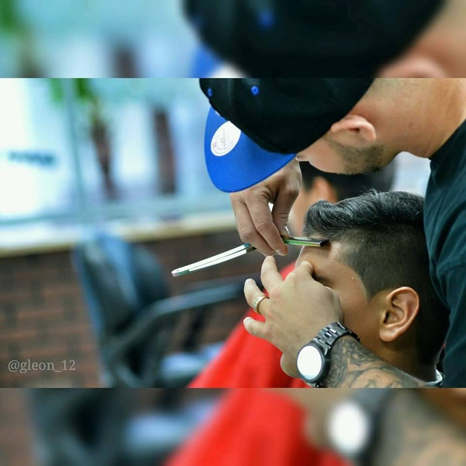 Straight Cuts Barber Shop | 2012 Sullivant Ave, Columbus, OH 43223 | Phone: (614) 826-8925