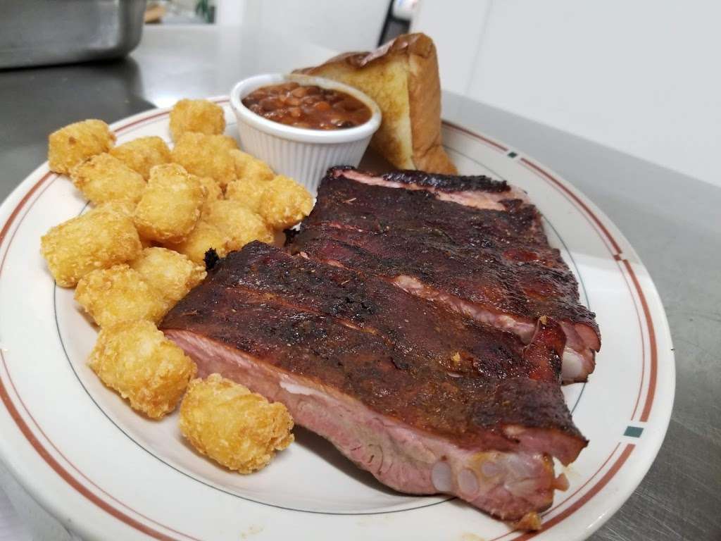 Stewarts Ol Smokehouse | 412 Broadway St, Valley Falls, KS 66088, USA | Phone: (785) 573-7605