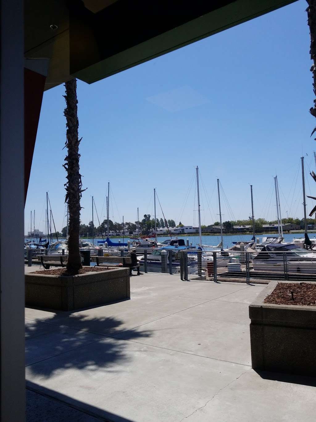 Subway Restaurants | Estuary Cove, 1211 Embarcadero B, Oakland, CA 94606, USA | Phone: (510) 601-6400