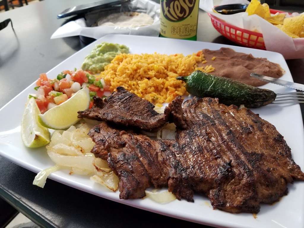 La Playita Bar & Grill #1 | 906 Pasadena Blvd, Pasadena, TX 77506, USA | Phone: (713) 477-2388