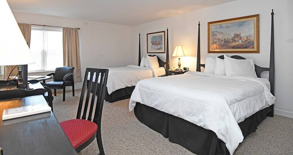 The Country Inn of Berkeley Springs | 110 S Washington St, Berkeley Springs, WV 25411, USA | Phone: (304) 258-1200