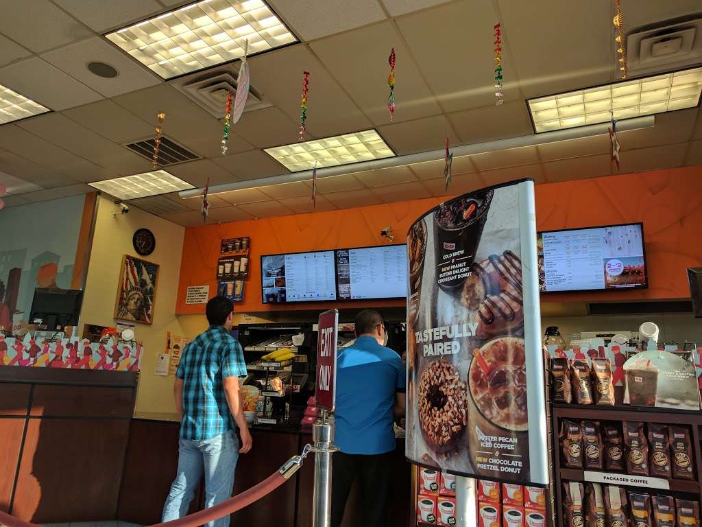 Dunkin Donuts | 930 US-22, Somerville, NJ 08876, USA | Phone: (908) 231-8097