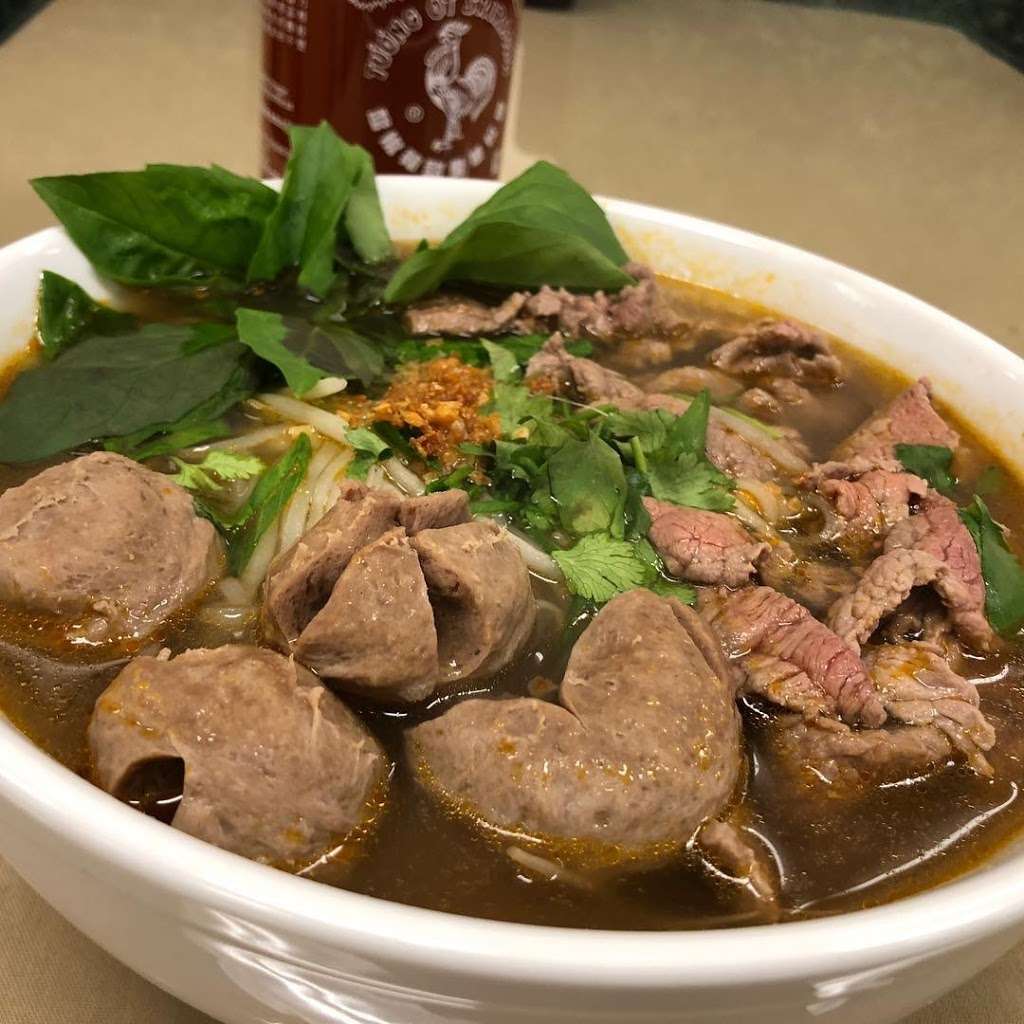 Thai Delight Restaurant | 133 Mt Pleasant Rd, Newtown, CT 06470, USA | Phone: (203) 426-0674