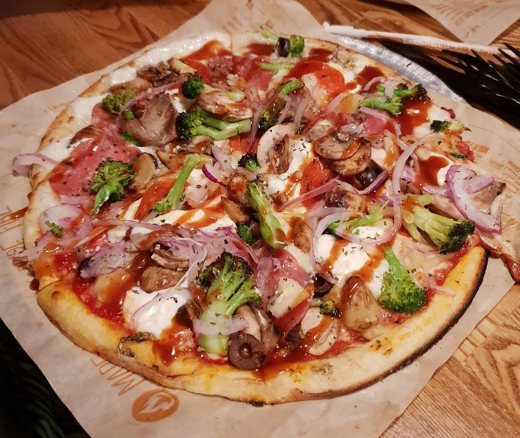 Blaze Pizza | 1255 Raritan Rd, Clark, NJ 07066 | Phone: (848) 666-1225