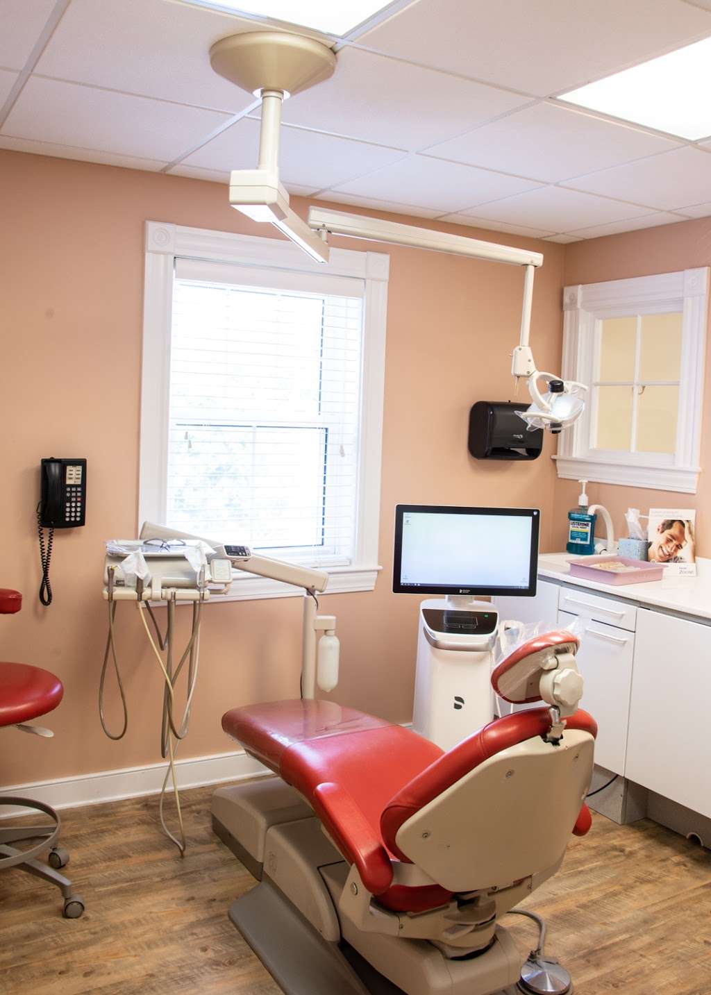 Bradford Dental Care - Thomas Bower DMD | 323 S Main St, Bradford, MA 01835 | Phone: (978) 372-0600