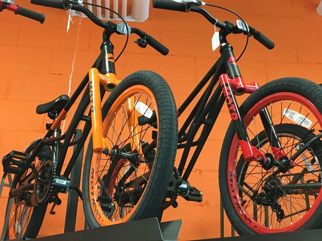 The Bicycle Planet | 340 Robbins Ln, Syosset, NY 11791, USA | Phone: (516) 364-4434