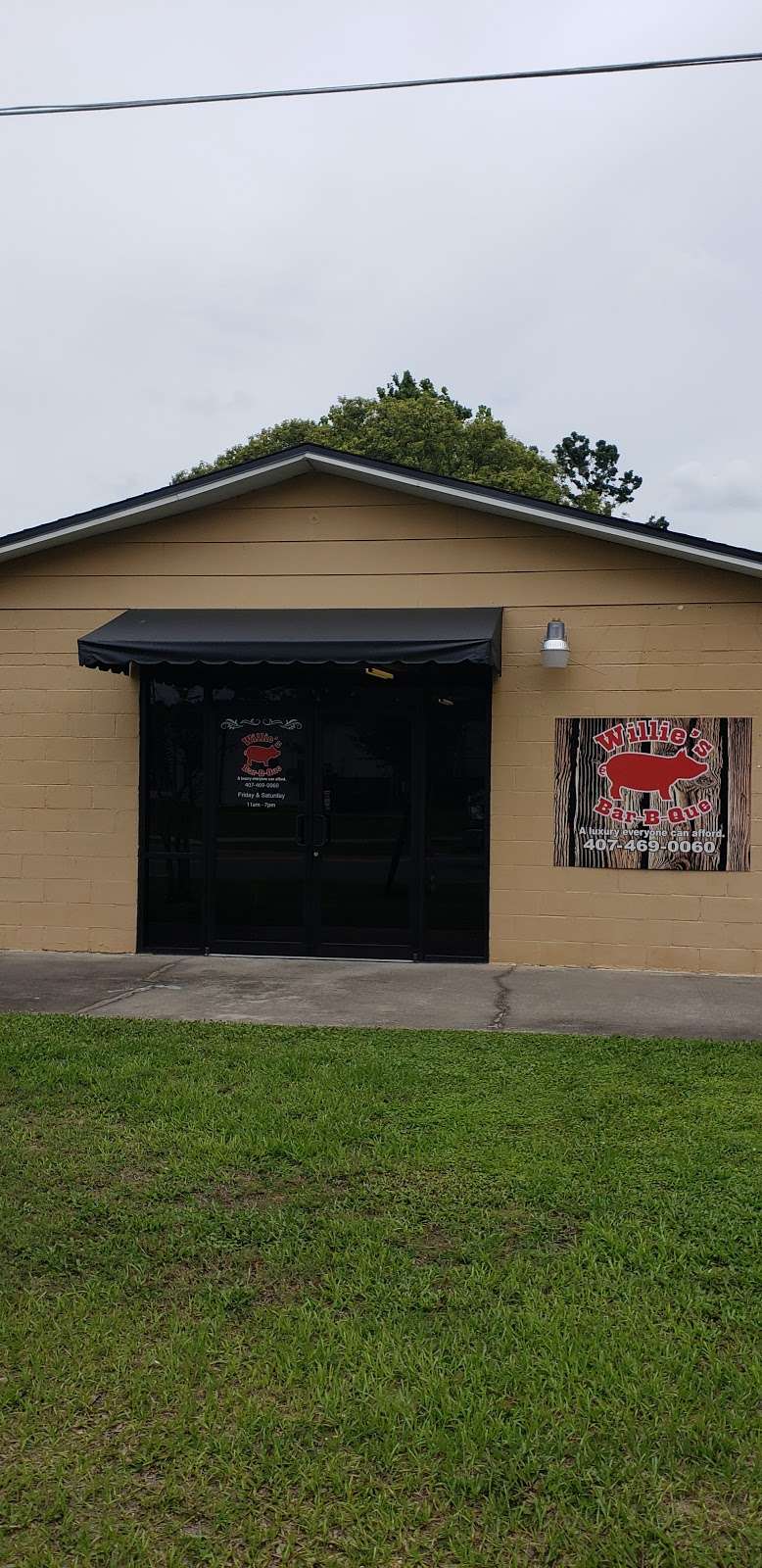 Willies BBQ | 17440 7th St, Montverde, FL 34756 | Phone: (407) 469-2700