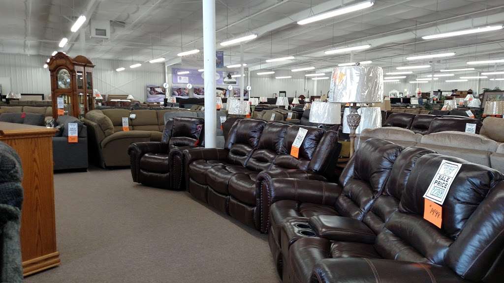Fowler's Fine Furniture 912 Walton Way, Richmond, MO 64085, USA