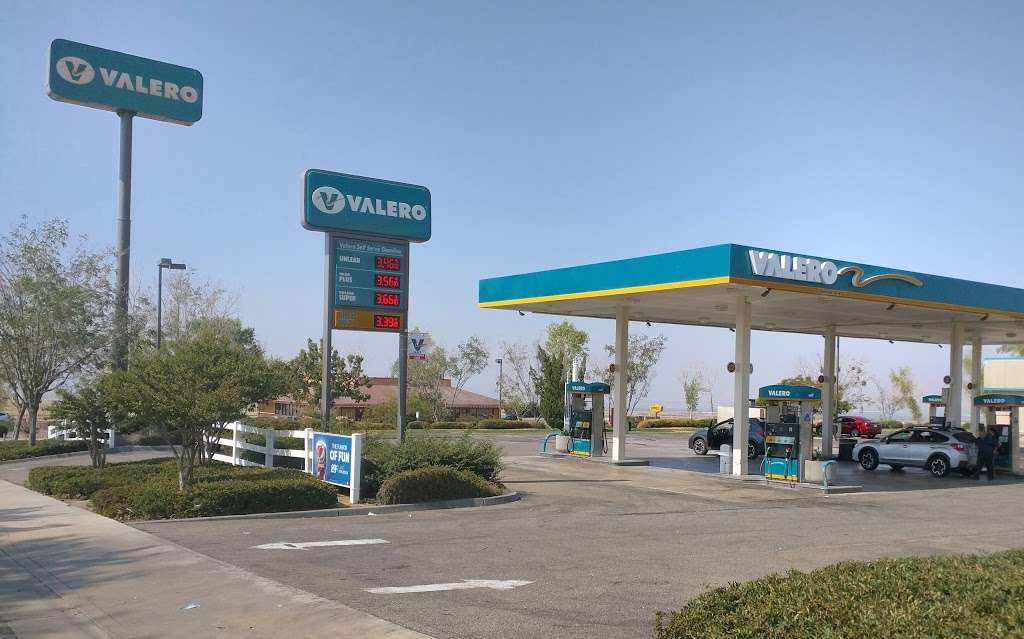 Valero Gas | 9012 Grapevine Rd E, Lebec, CA 93243 | Phone: (661) 248-6887