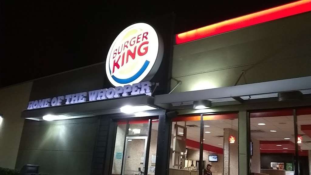 Burger King | 601 W Southline St, Cleveland, TX 77328 | Phone: (281) 593-0337