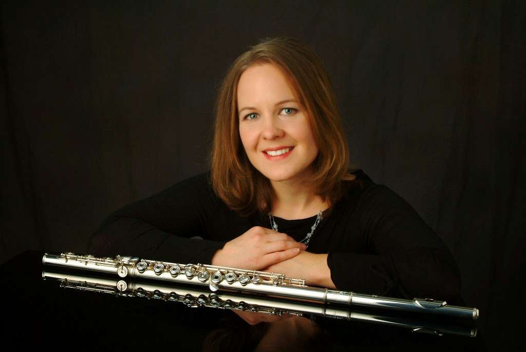 Flute Lessons with Kim Fleuchaus | 200 Riverwoods Rd, Lake Forest, IL 60045, USA | Phone: (773) 793-9993