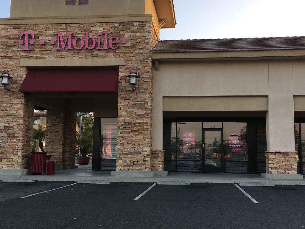 T-Mobile | 751 Center Dr, San Marcos, CA 92069, USA | Phone: (760) 480-0450