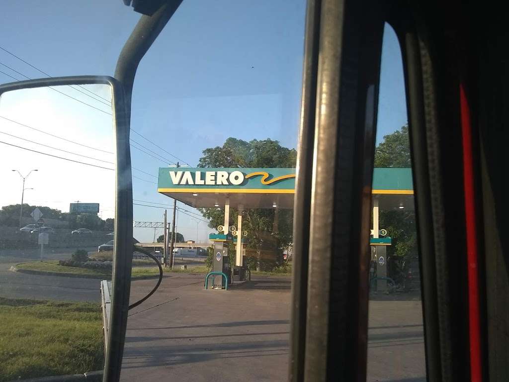 Valero | 1502 E Interstate 30, Garland, TX 75043, USA | Phone: (972) 226-6012