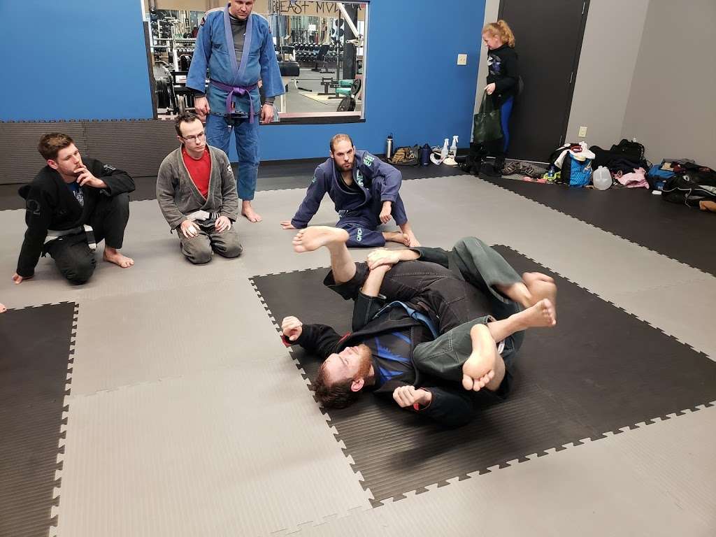 Shark Pit Jiu Jitsu | 221 Commonwealth Ct, Winchester, VA 22602, USA | Phone: (540) 254-0807