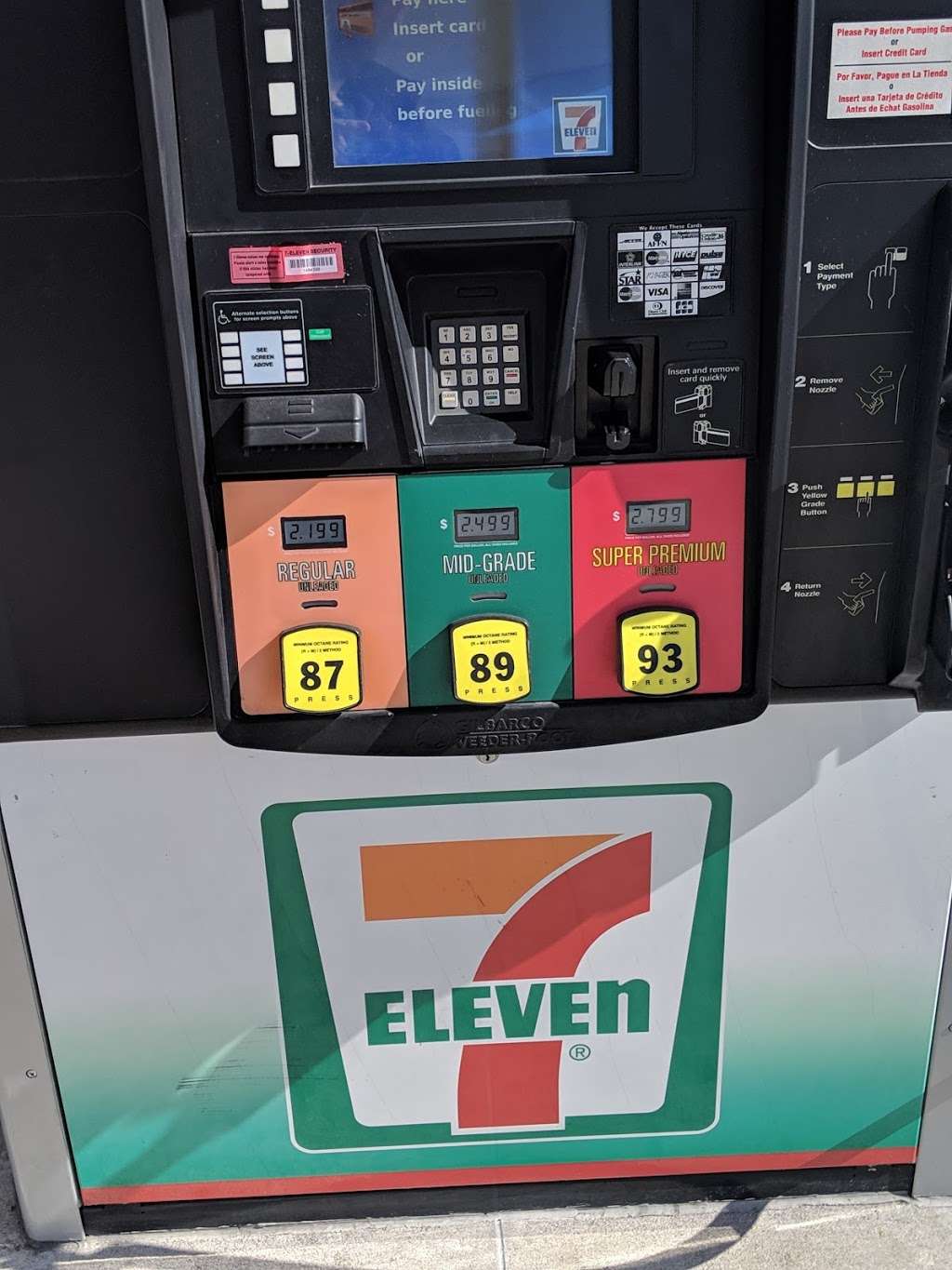 7-Eleven | 12801 E Colonial Dr, Orlando, FL 32826 | Phone: (407) 282-9910